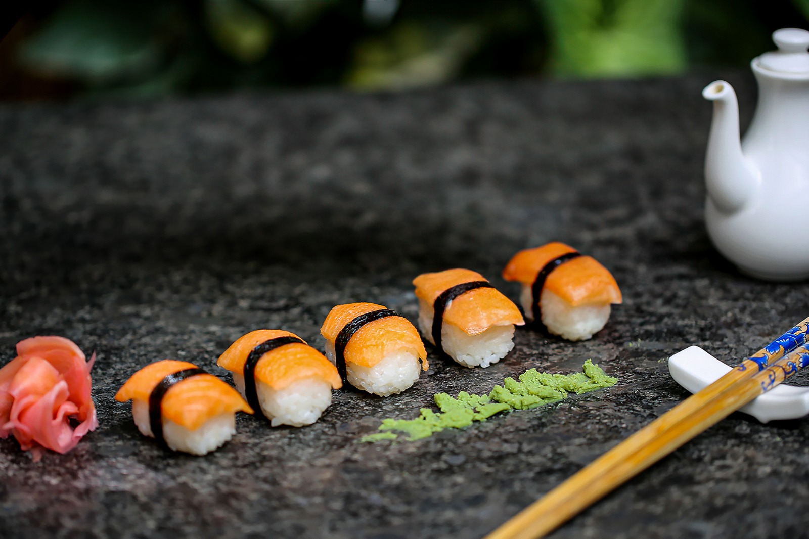 shop Salmon Sushi